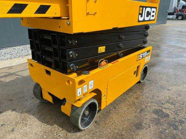 JCB